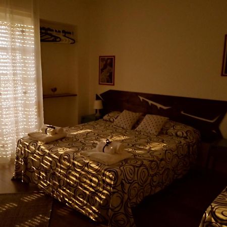Idria B&B Barcellona-Pozzo di Gotto Ruang foto