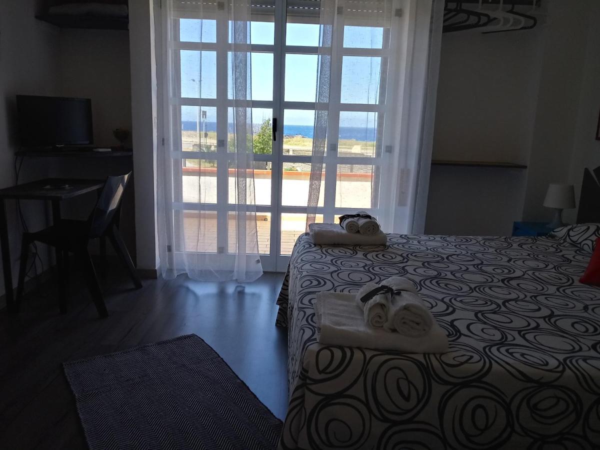 Idria B&B Barcellona-Pozzo di Gotto Bagian luar foto