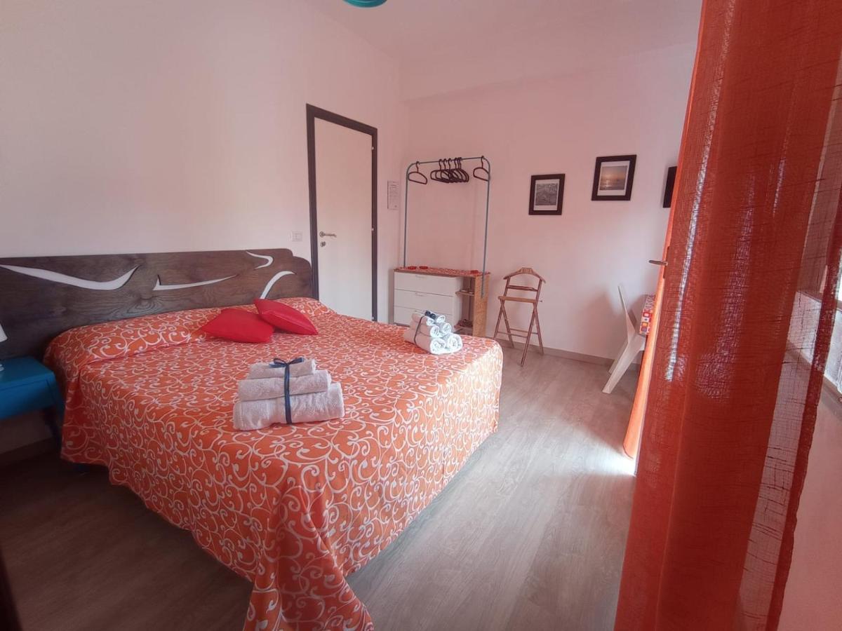 Idria B&B Barcellona-Pozzo di Gotto Bagian luar foto