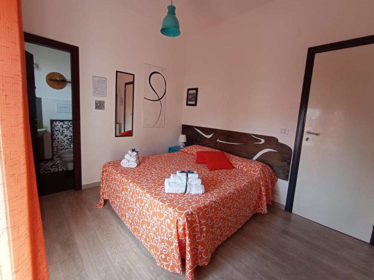 Idria B&B Barcellona-Pozzo di Gotto Bagian luar foto